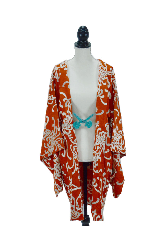 Ancient Nagabaori - Orange with magnificent chrysanthemums ( ca. 1920-1930 )