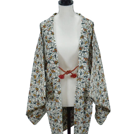 Haori - Weiß mit dem kleine Früchte