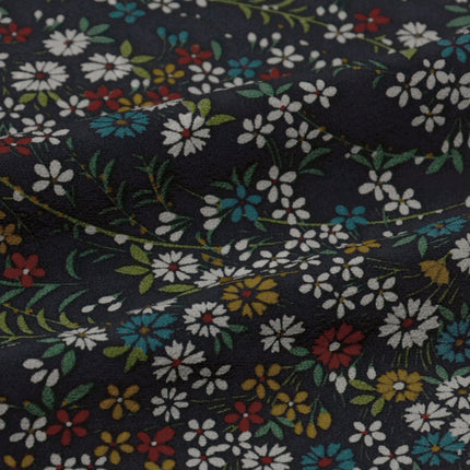 Vintage Haori mit mehrfarbigen Blumenmuster.