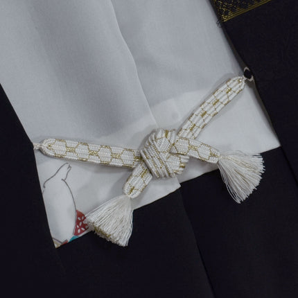 Haori mit Kirschblüten- und Ahornmustern aus Goldfäden