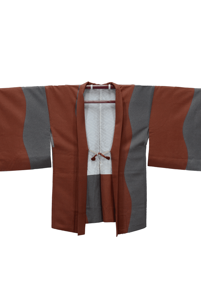 Vintage Haori with a curved, abstract pattern in reddish-brown and grey