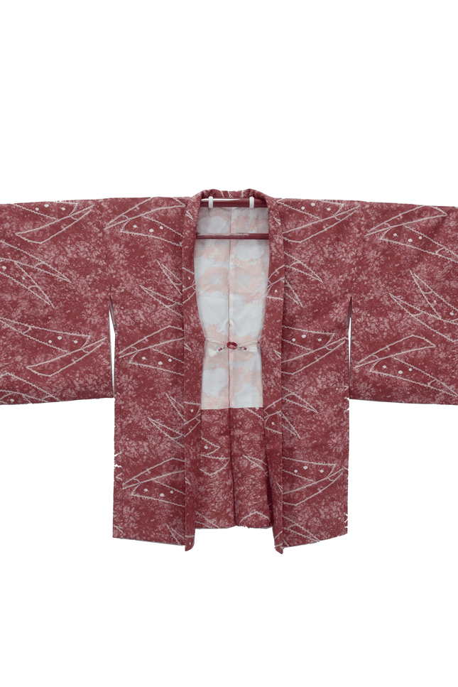 Vintage Haori with a delicate pink tone and Shibori-like pattern
