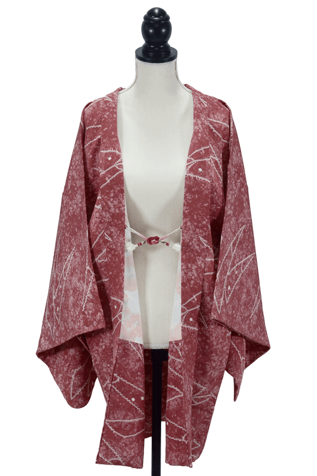 Vintage Haori with a delicate pink tone and Shibori-like pattern