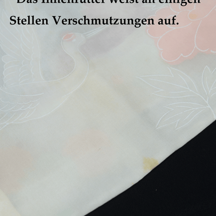 Vintage Haori mit Chrysanthemenmuster auf schwarzem Grund
