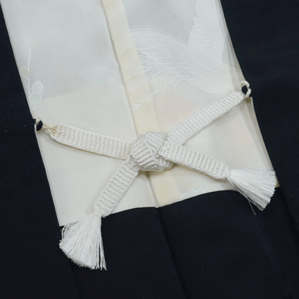 Vintage Haori mit Chrysanthemenmuster auf schwarzem Grund