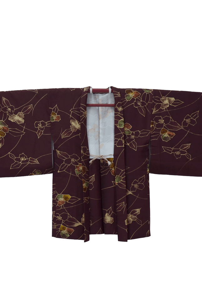 Vintage Haori with stylized floral pattern in burgundy