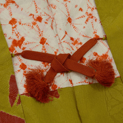 Antiker Haori mit Kranichmotiv in Gelbgrün und Shibori-Innenfutter ( ca 1920 - 1930 )