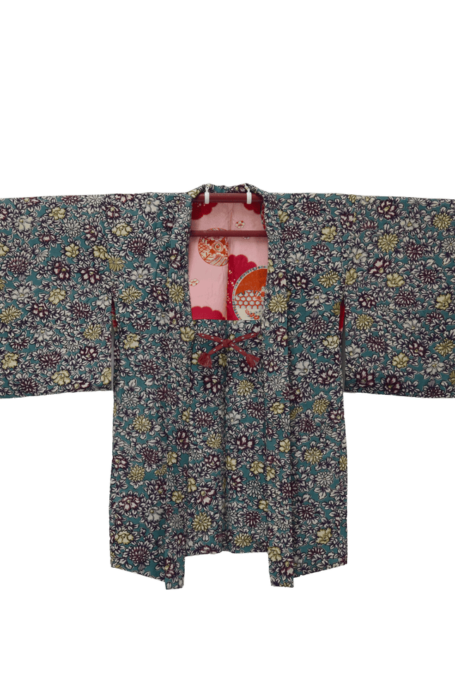 Vintage Haori with an all-over floral pattern in retro colors