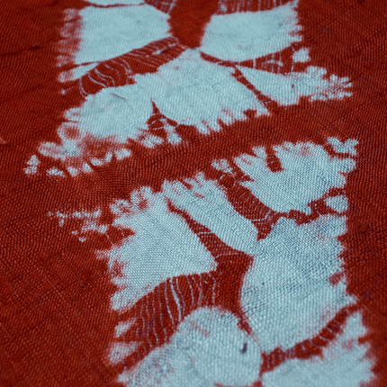 Antikes japanisches Haori mit Art-Déco-Blumenjacquard