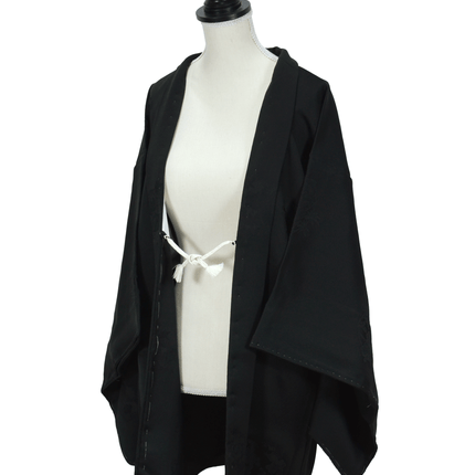 Vintage schwarzes Seiden-Haori mit floralem Familienwappen