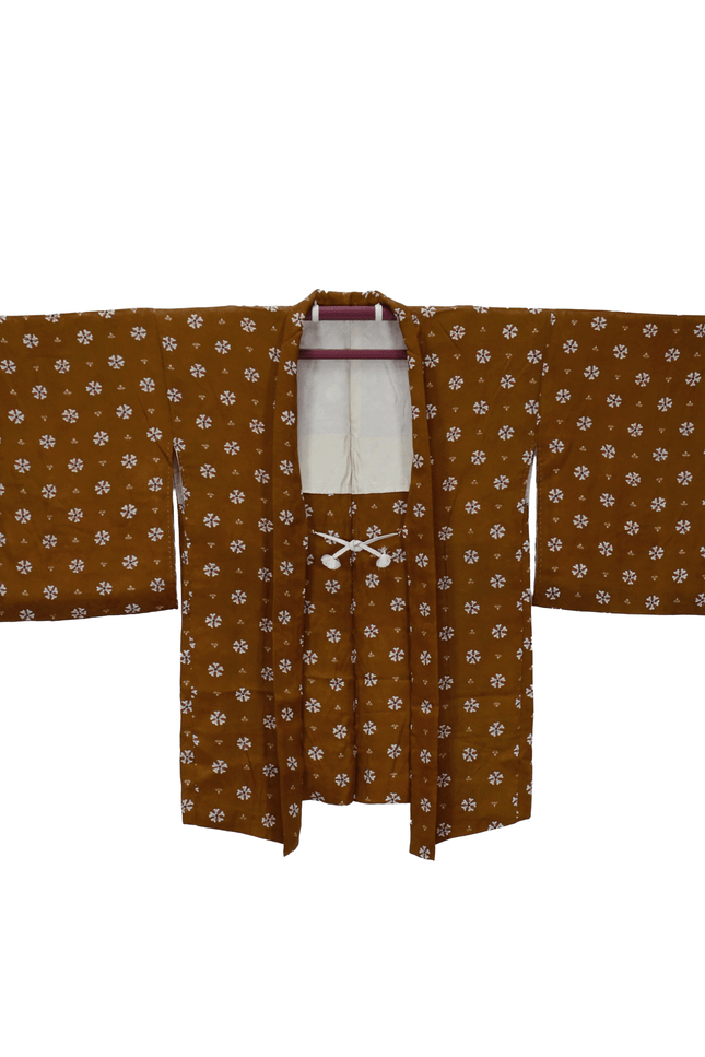 Retro-modernes Vintage-Haori mit floralem Muster
