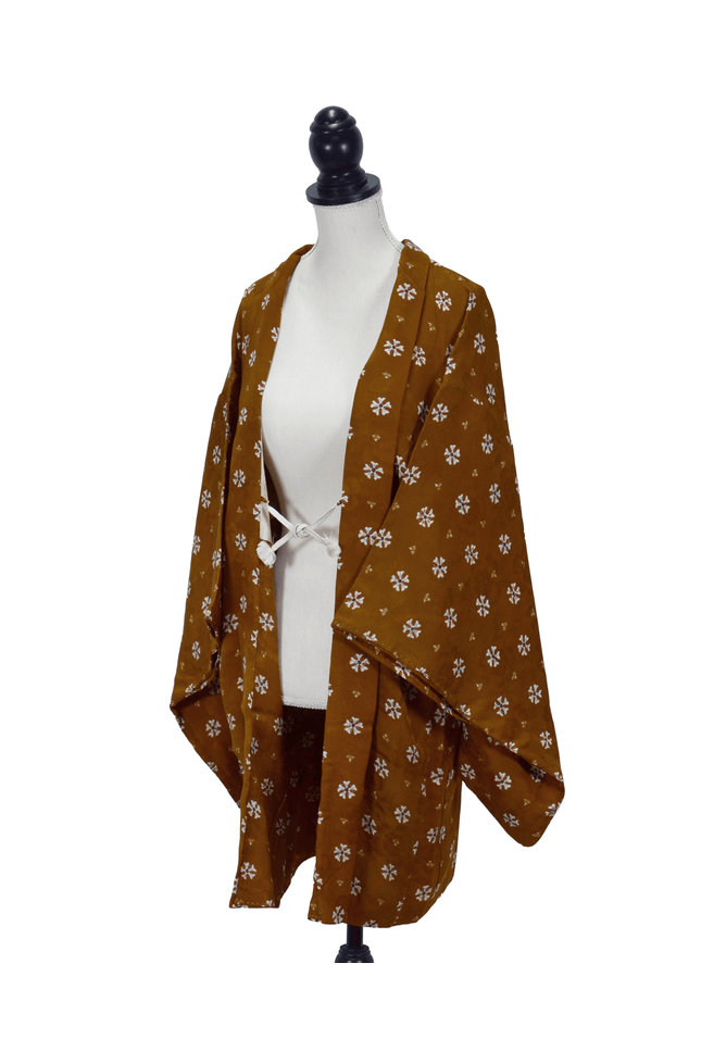 Retro-Modern Vintage Haori with Floral Pattern