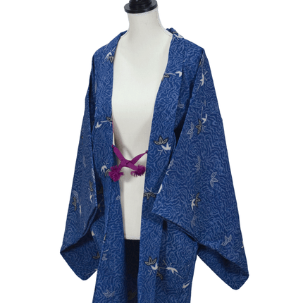 Vintage Haori aus Seide mit ‚Iki‘-Ästhetik und floraler Innenfütterung
