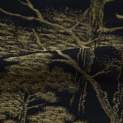 Luxuriöser schwarzer Vintage-Haori mit goldener Landschaftsstickerei