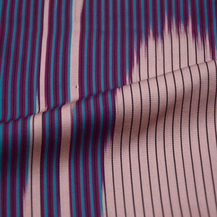 Antiker Meisen-Haori mit violettem Streifenmuster