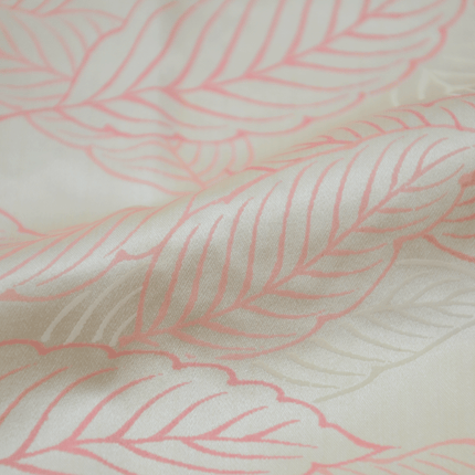 Roter Vintage-Haori mit Shibori-Muster