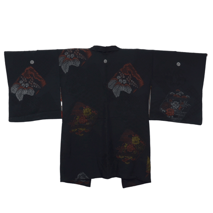 Classic black vintage haori with kamon and Uramasari lining