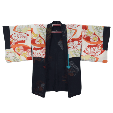 Classic black vintage haori with kamon and Uramasari lining