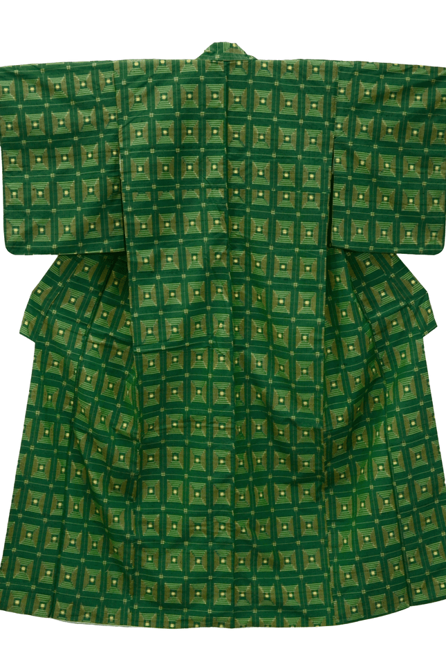 Vintage kimono with an all-over geometric pattern, presumably from the mid-Shōwa period (approx. 1955–1975)