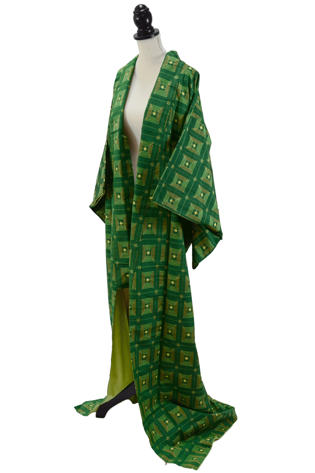 Vintage kimono with an all-over geometric pattern, presumably from the mid-Shōwa period (approx. 1955–1975)