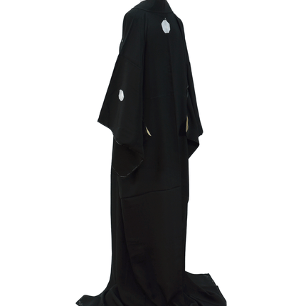 Vintage Kimono schwarz Seide 1950–1970 mit fünf Familienwappen – Japan Montsuki
