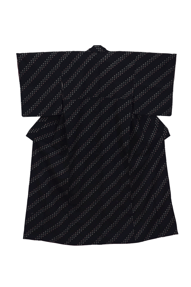 Vintage Kimono with Kasuri Pattern in Silk – Black/Red, 1950s–70s